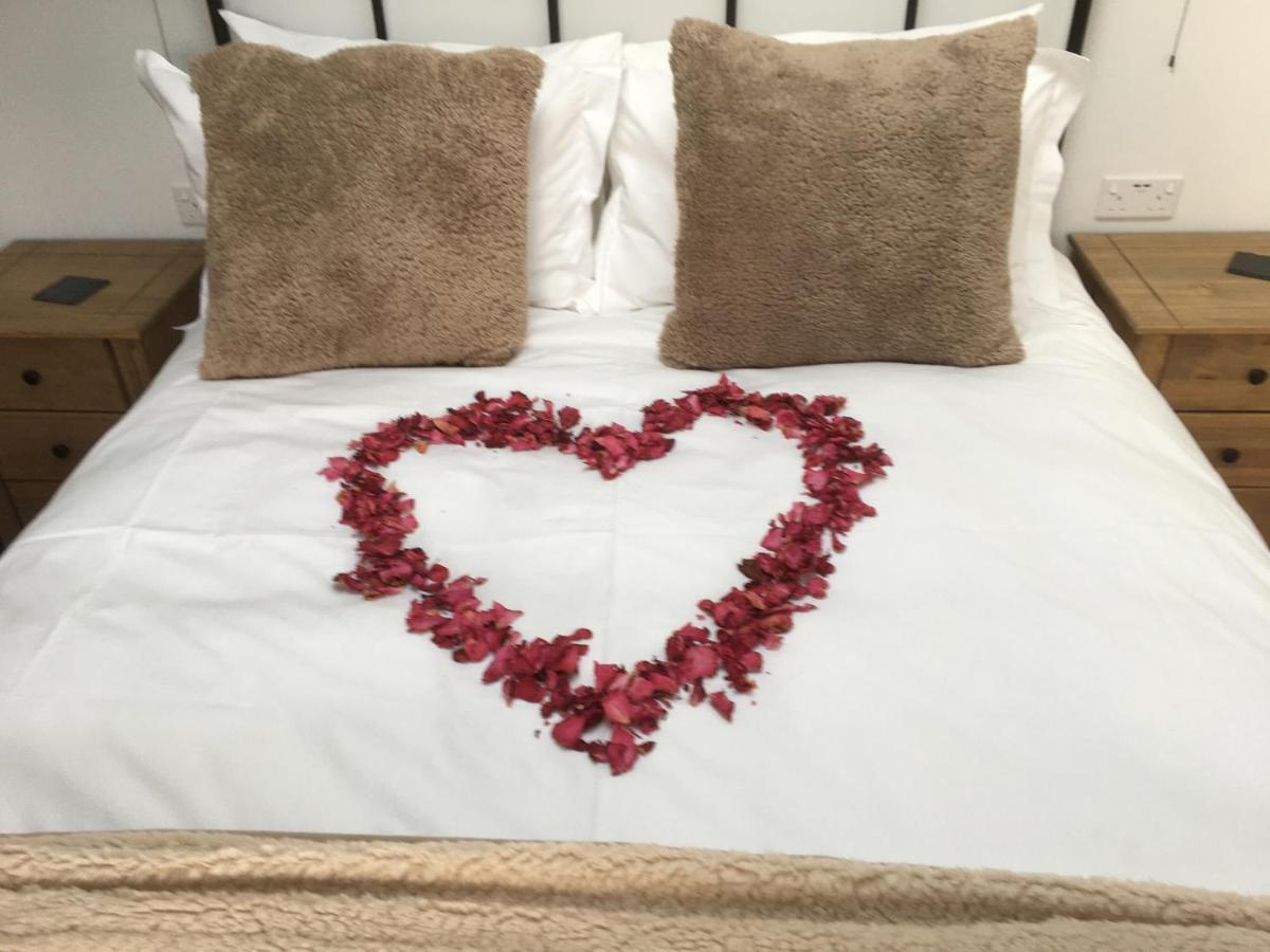 Вілла Stargazing Retreat Merton  Екстер'єр фото