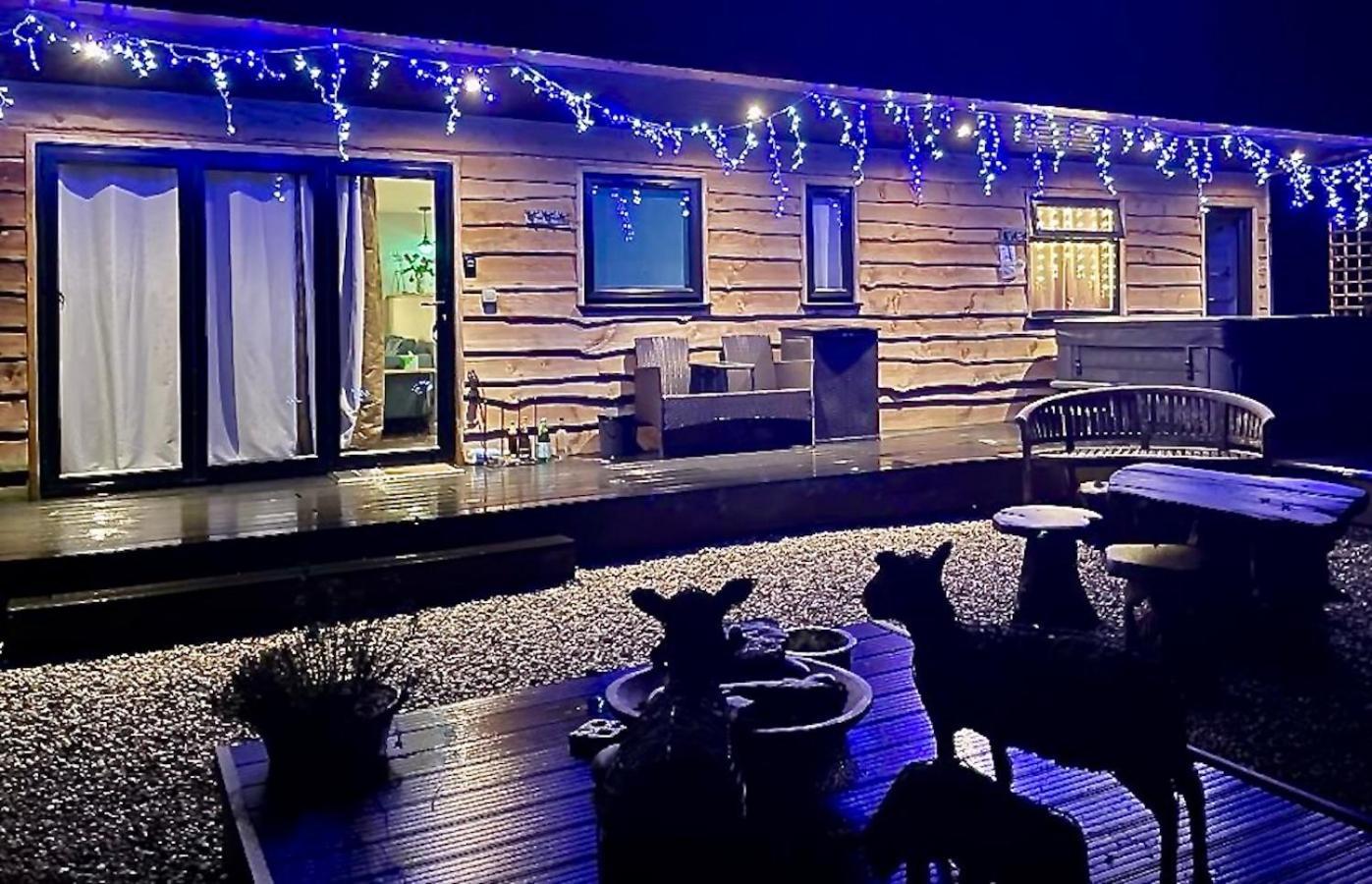 Вілла Stargazing Retreat Merton  Екстер'єр фото
